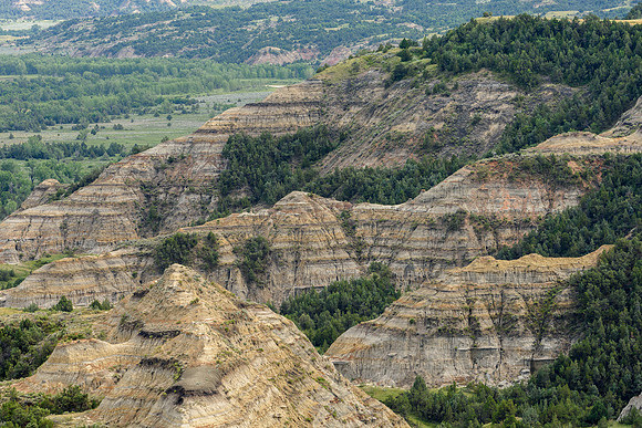 Badlands Buttes, Theodore Roosevelt National Park, North Dakota
